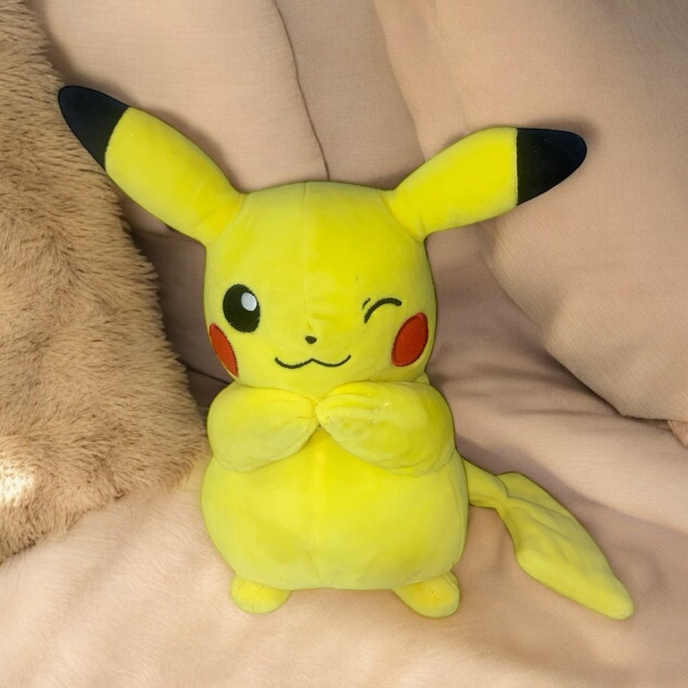 Pokémon Pikachu 8” Plush  Winking Hands Together  Yellow